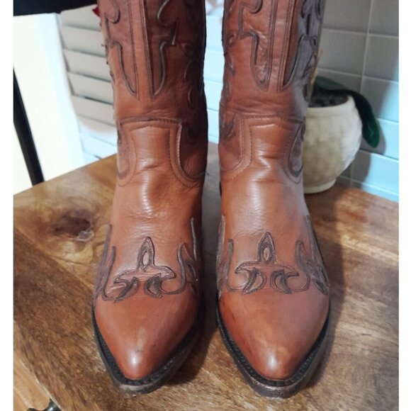 SOLD🔶️🔶️🔶️🔶🔶women's brown leather cowboy boots Frye brand pull on style 8B - Picture 4 of 12